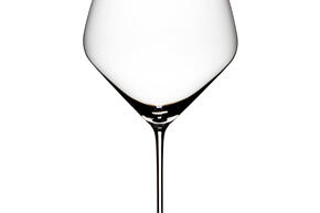 6330 07 riedel veloce pinot noir unfilled white.jpg